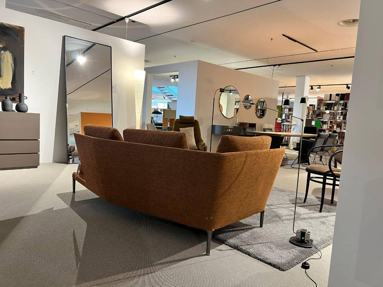 B&B Italia - Chaiselongue Edouard Stoff Emily Tabak Orange Naht Schokolade Braun Füße Metall Hartzinn Lackiert - 4