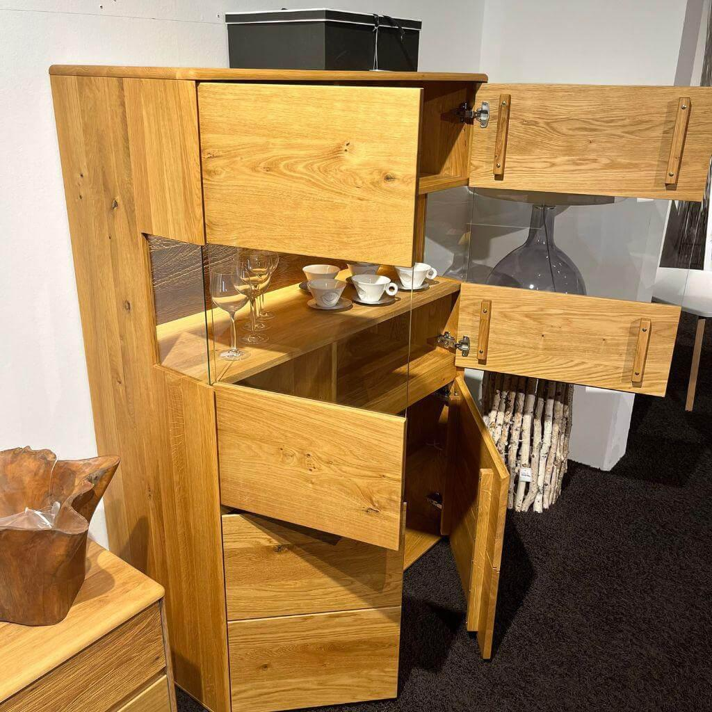 Natura - Highboard Hillsboro Wildeiche Massiv Geölt Mit Glastüren Mit Beleuchtung - 7