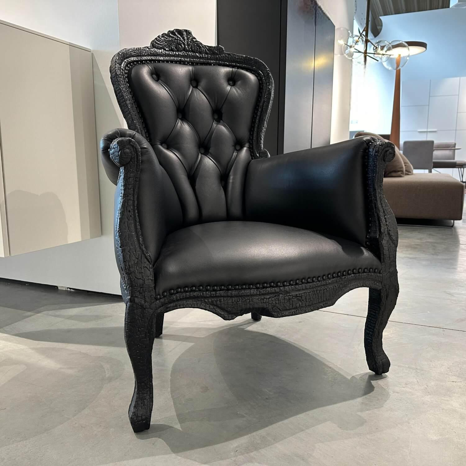 Moooi - Sessel Smoke Leder Schwarz Gestell Vollholz Geflammt - 7