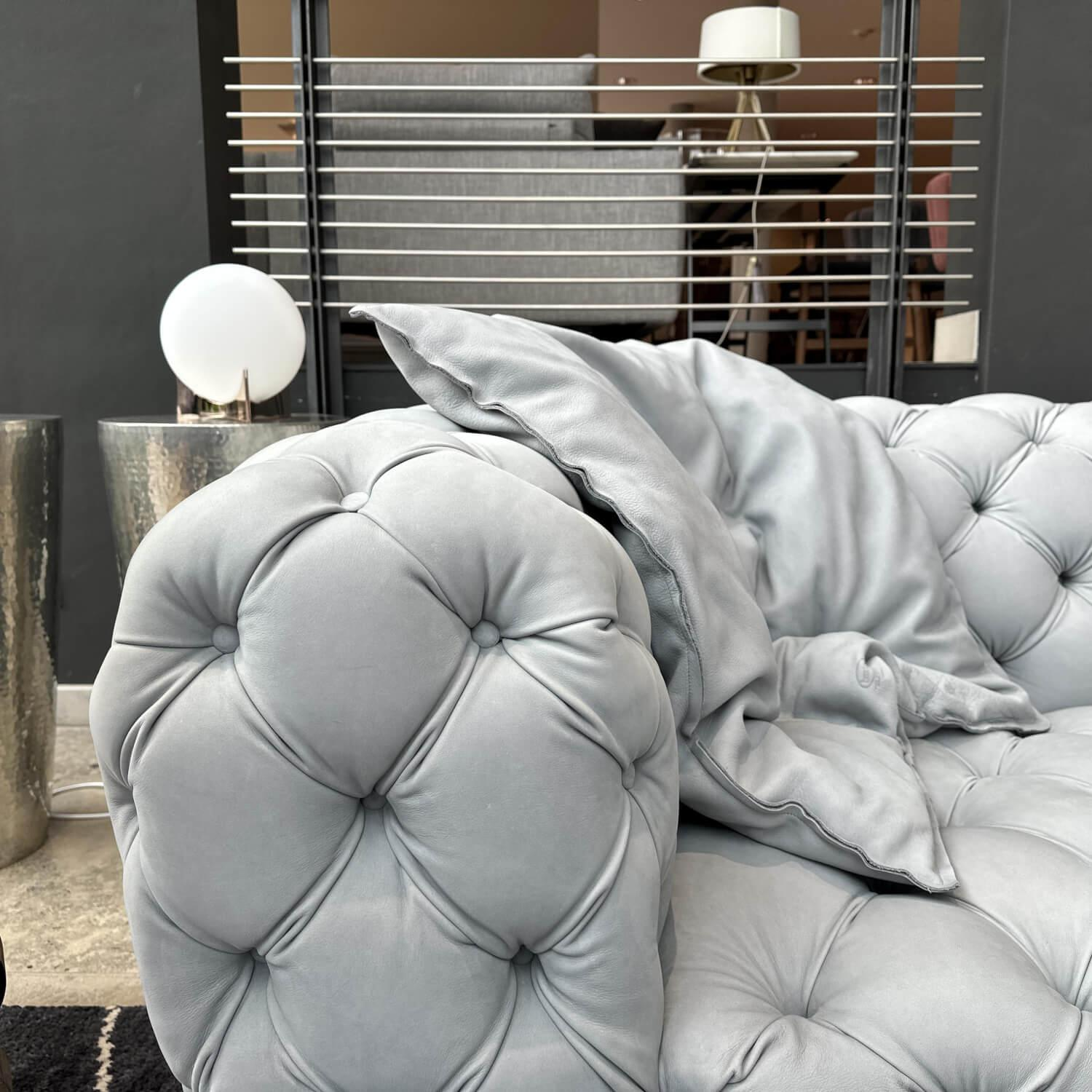 Baxter - Sofa Chester Moon Leder A Kashmir Ciment Grau Füße Buche Gefärbt Wenge Inklusive Kissen Slim - 2