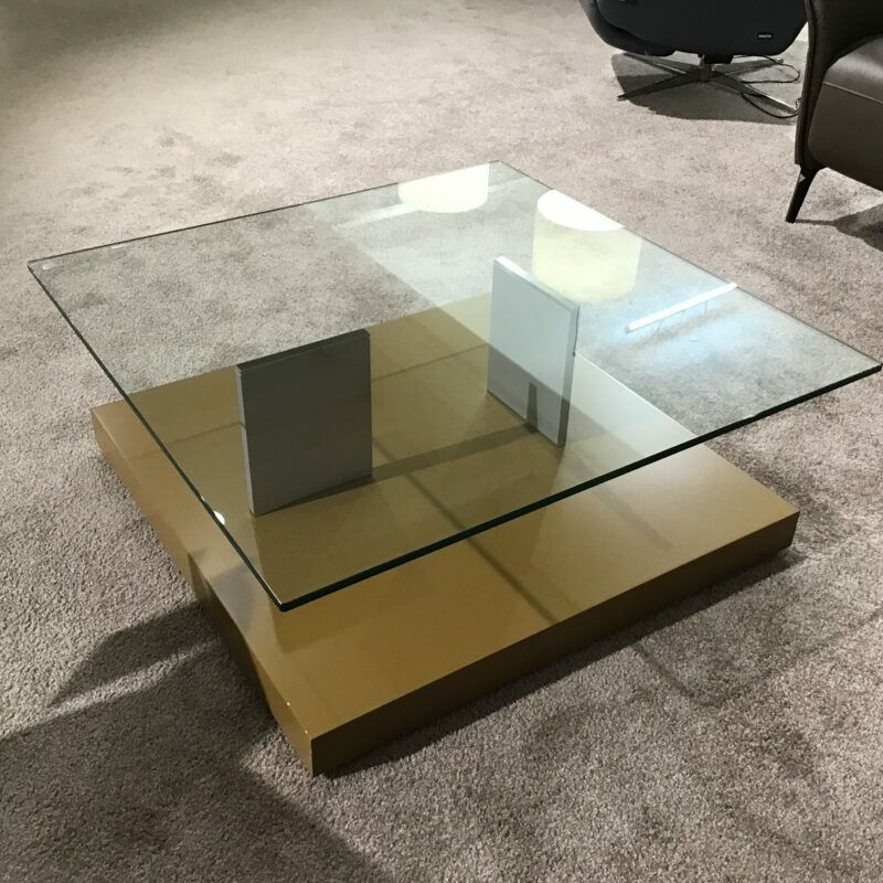 Rolf Benz - Couchtisch 8130-062 Tischplatte Klarglas Sockel Aluminium Lackiert RAL 8000 Grünbraun Metallwangen Perlmatt Lackiert Rollbar - 4