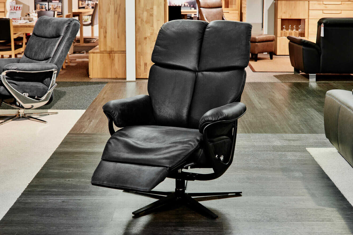 Joop-8147-Relaxsessel-004-15005afad290ac825 JOOP! - Relaxsessel 8147 - 4