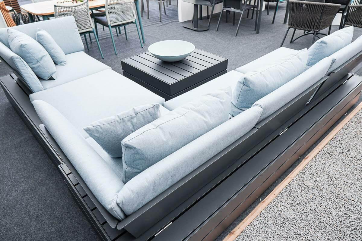 Solpuri - Loungegruppe Boxx Polster Stoff Bombay Deluxe Pastel Blue Blau Gestell Aluminium Anthrazit Inklusive Tisch - 10