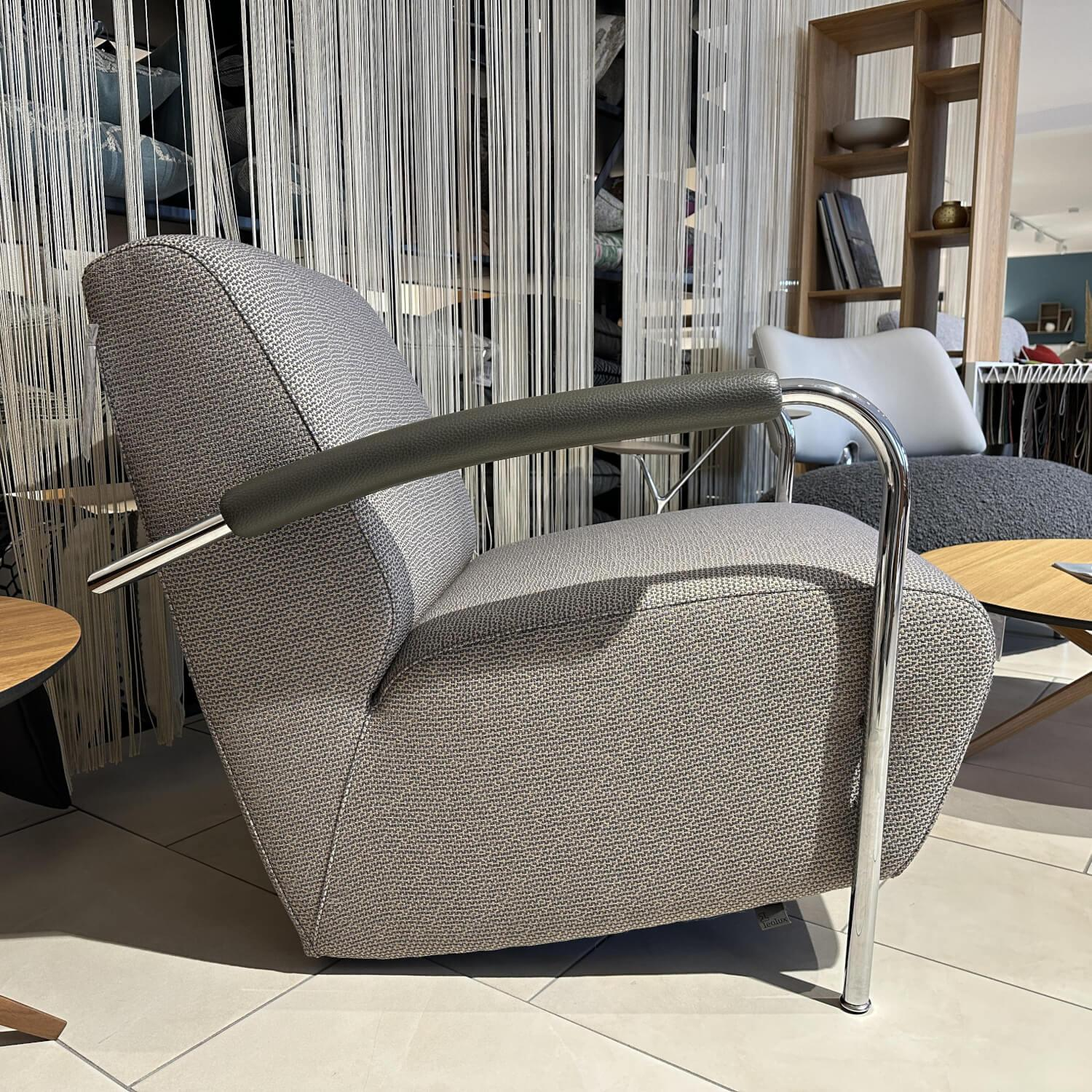 Leolux - Sessel Scylla Niedrig Stoff 7 Tiempo 1884 Rugiada Grau  Gestell Stahl Verchromt - 5