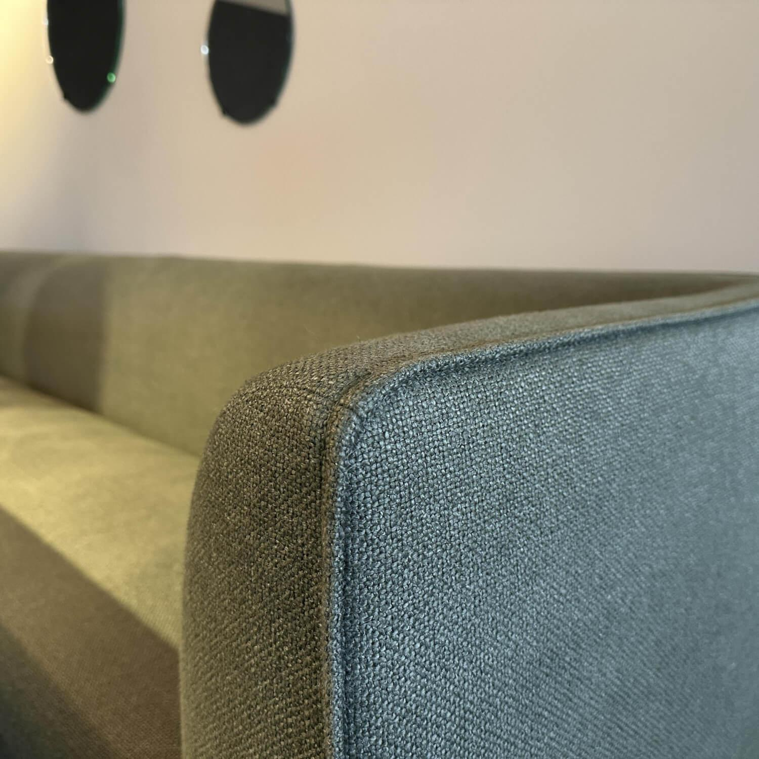 COR - Polsterbank Mell 11243 Stoff 8303 Schilfgrün Metallgestell Schwarz Pulverbeschichtet Inklusive Kunststoffgleiter - 2