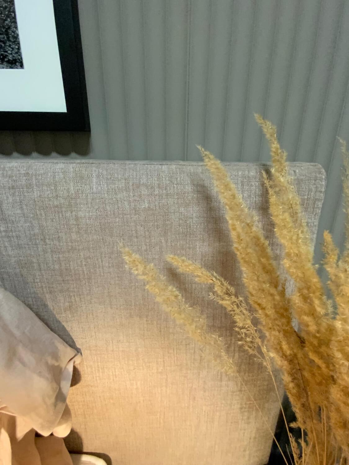 Kettnaker - Bett B3 Kopfteil Stoff Maple Creme Füße Verchromt Inklusive Nachttische Mattlack Seide Weiß - 4