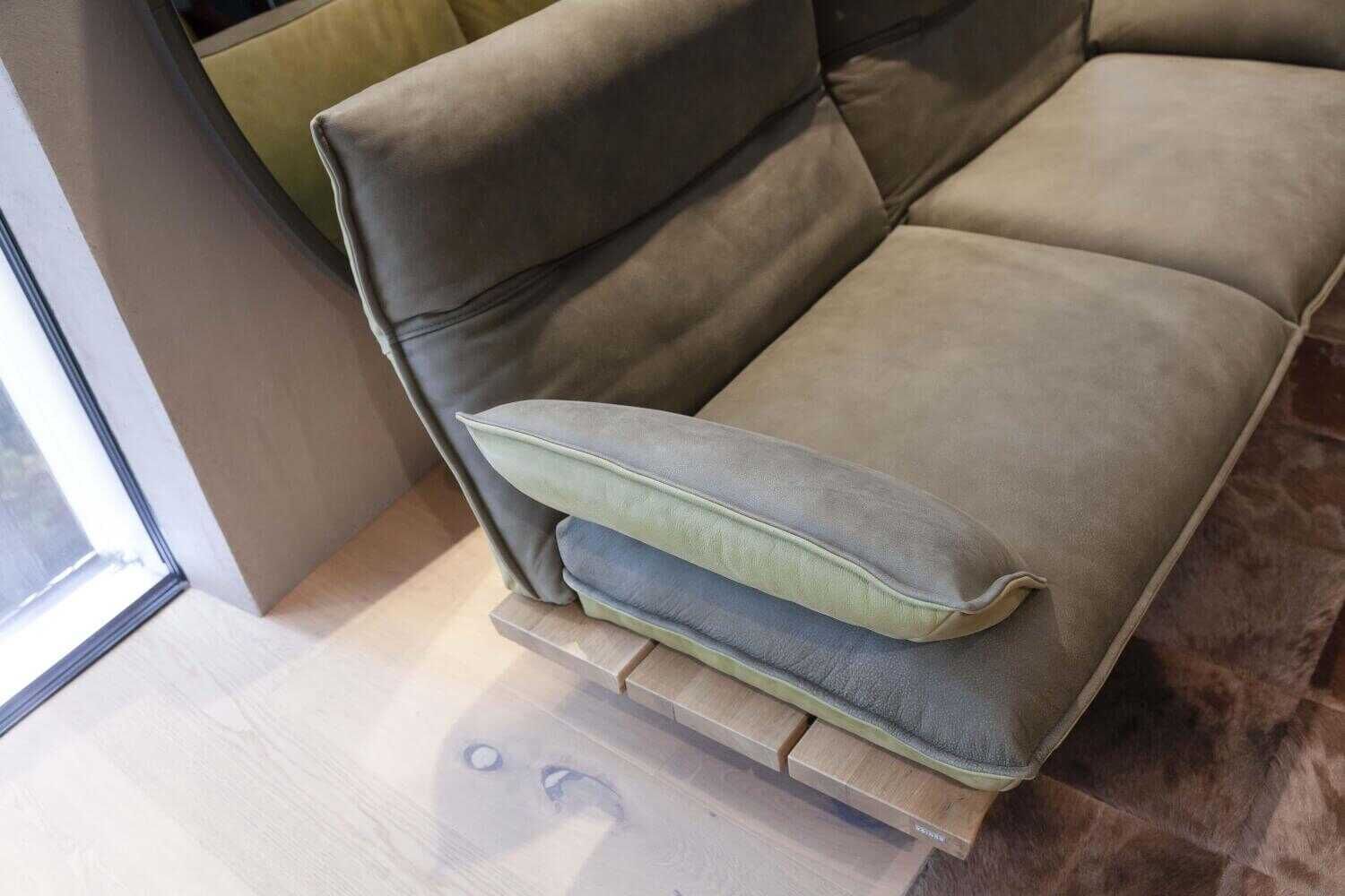 koinor-sofa-modell-manson-leder-a-india-pistazie-mit-drehsitz-c0ac5e69423b Koinor - Sofa Modell Manson Leder A-India Pistazie mit Drehsitz - 6