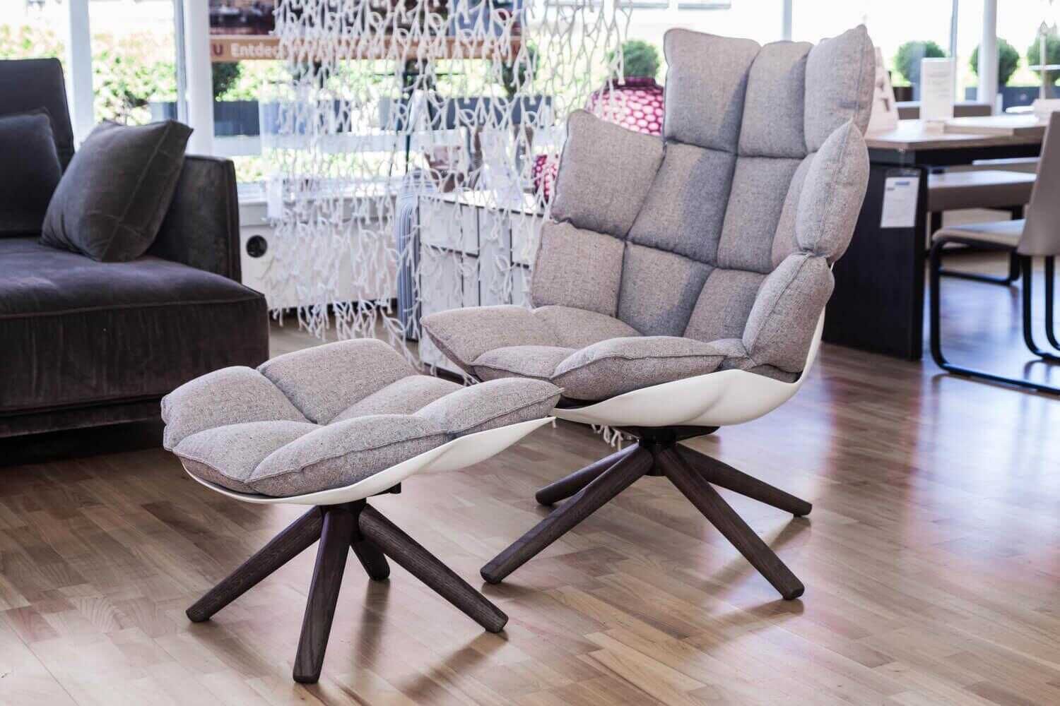 bb-italia-sessel-husk-stoff-grau-mit-hocker-766307f29b89 B&B Italia - Sessel Husk Stoff Grau Mit Hocker - 2