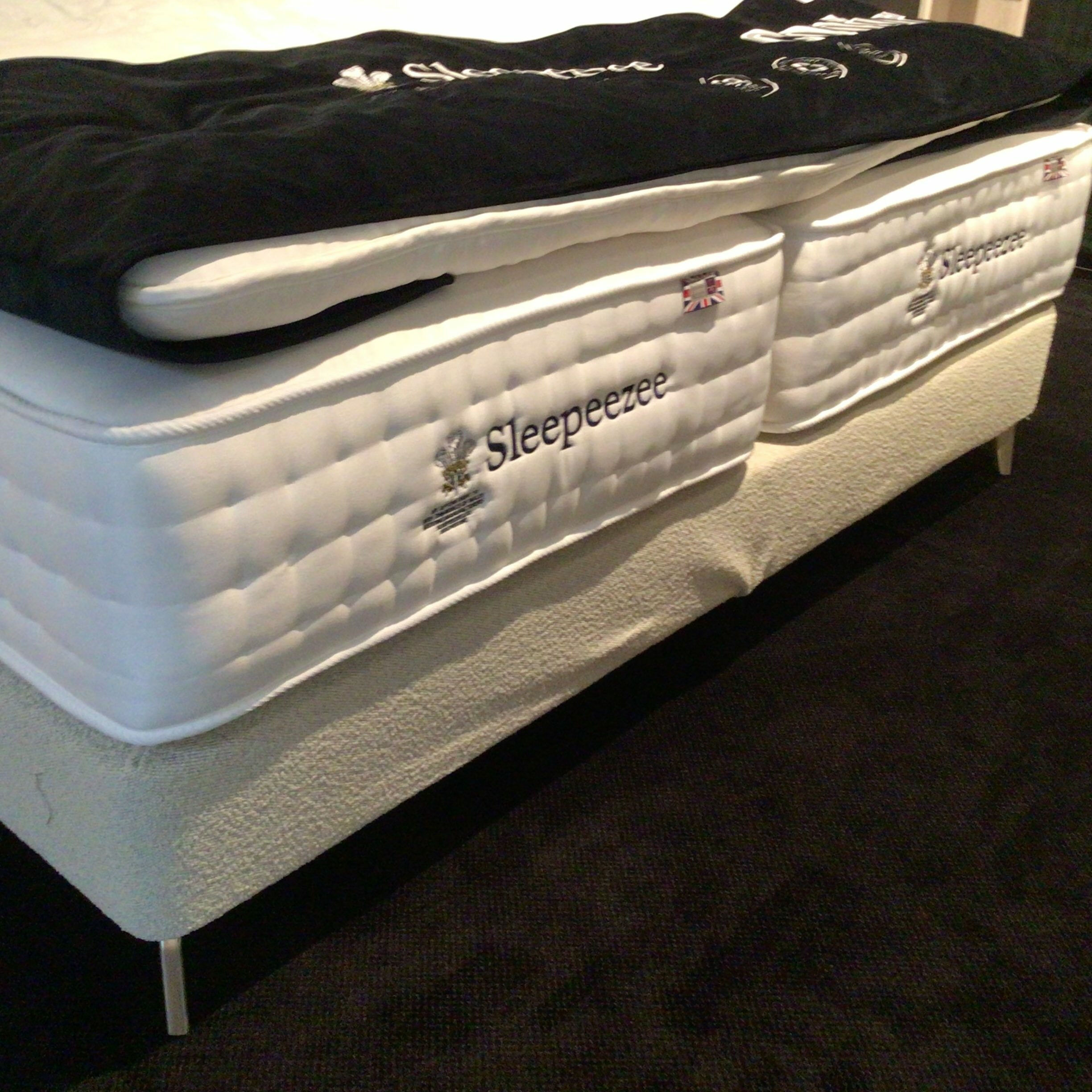 Contur - Boxspringbett 4600 Stoff Copenhagen 901 Beige Inklusive Topper Und Matratzen - 4