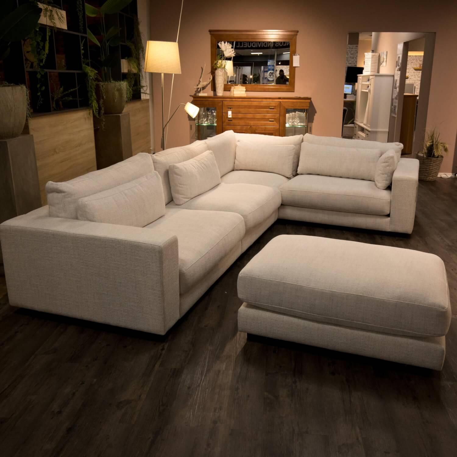 Maison - Elementgarnitur Stephen Stoff University Square Antique White Gestell Buchenholz Mit Hocker - 5