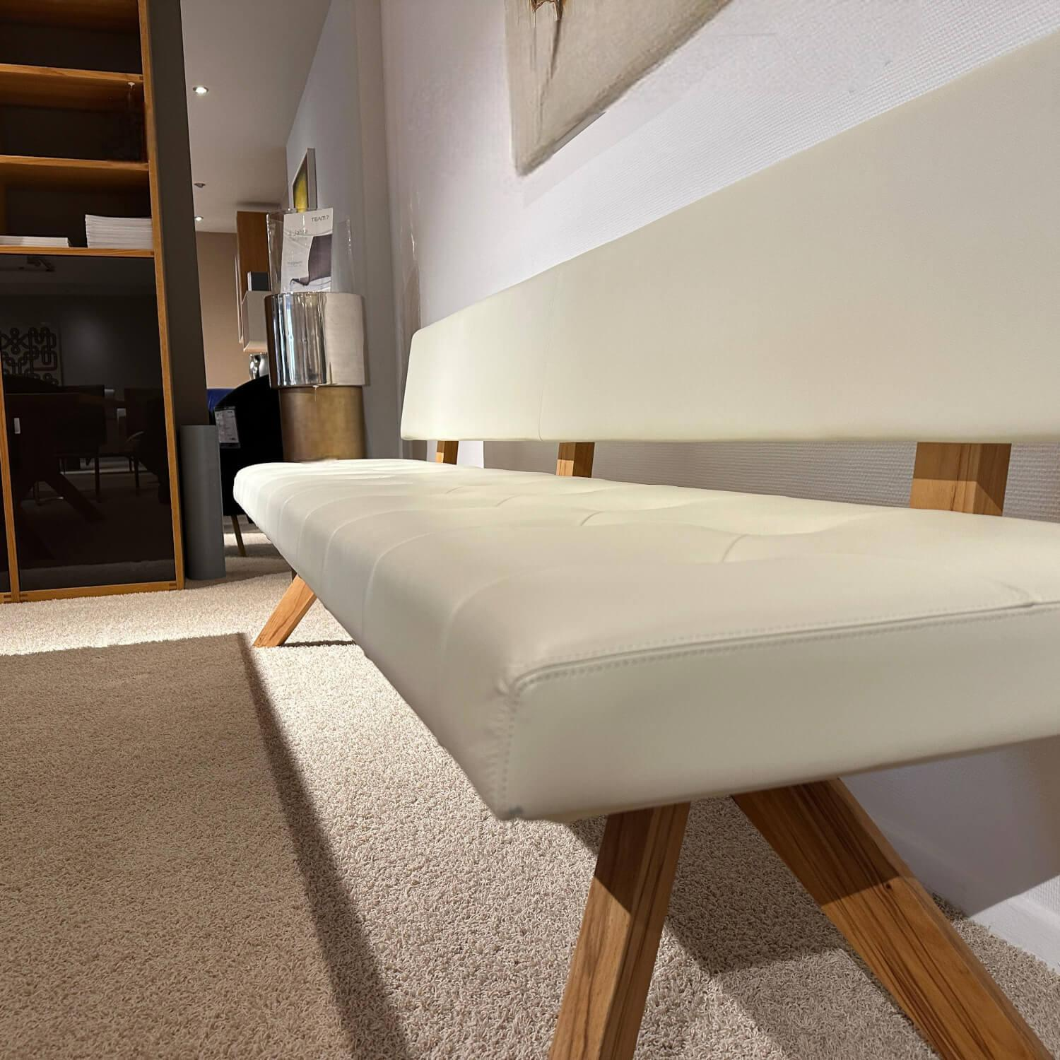 Team 7 - Polsterbank Yps BY24PO Leder L1 Origon 71018 Weiß Gestell Kernbuche Naturöl - 2