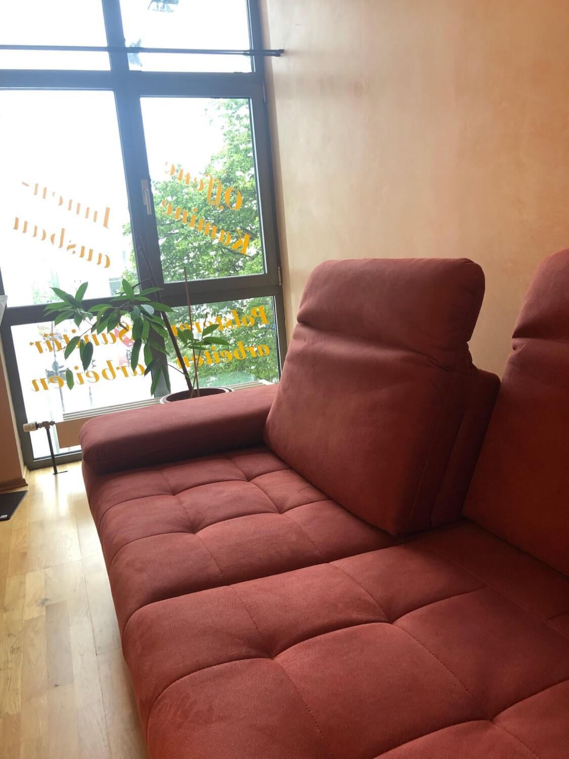 Dietsch - Ecksofa Family Relax 3 Stoff Deluxe Ziegel Rot Füße Metall Mit Bettauszug Inklusive Hocker - 7