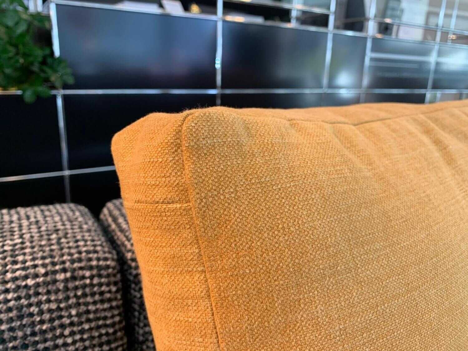 bb-italia-ecksofa-charles-large-stoff-grau-f-C3-BC-C3-9Fe-aluminium-glanzpoliert-mit-kissen-24746f5039f8 B&B Italia - Ecksofa Charles Large Stoff Grau Füße Aluminium Glanzpoliert mit Kissen - 3