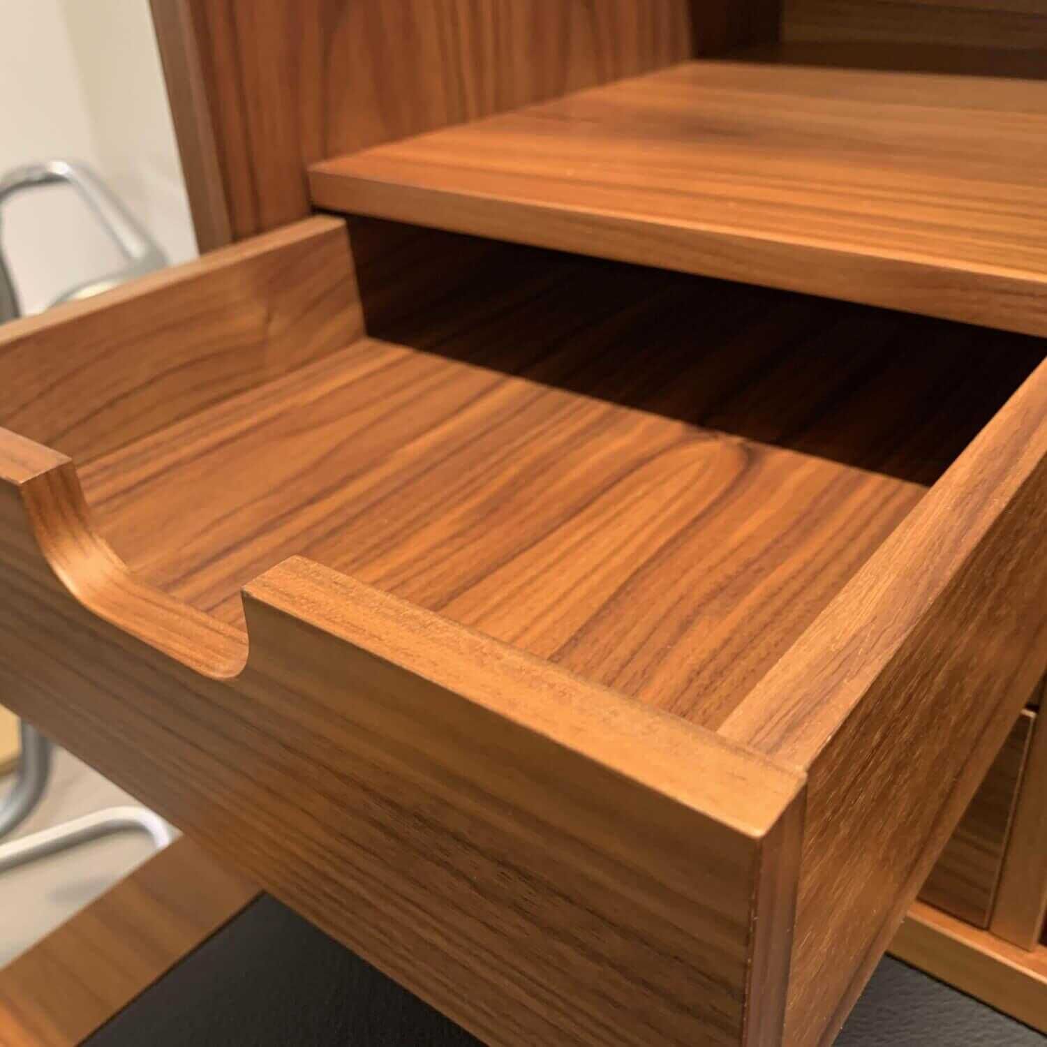 ClassiCon - Sekretär Orcus Echtholfurniert Nussbaum Klar Lackiert Leder Schwarz - 10