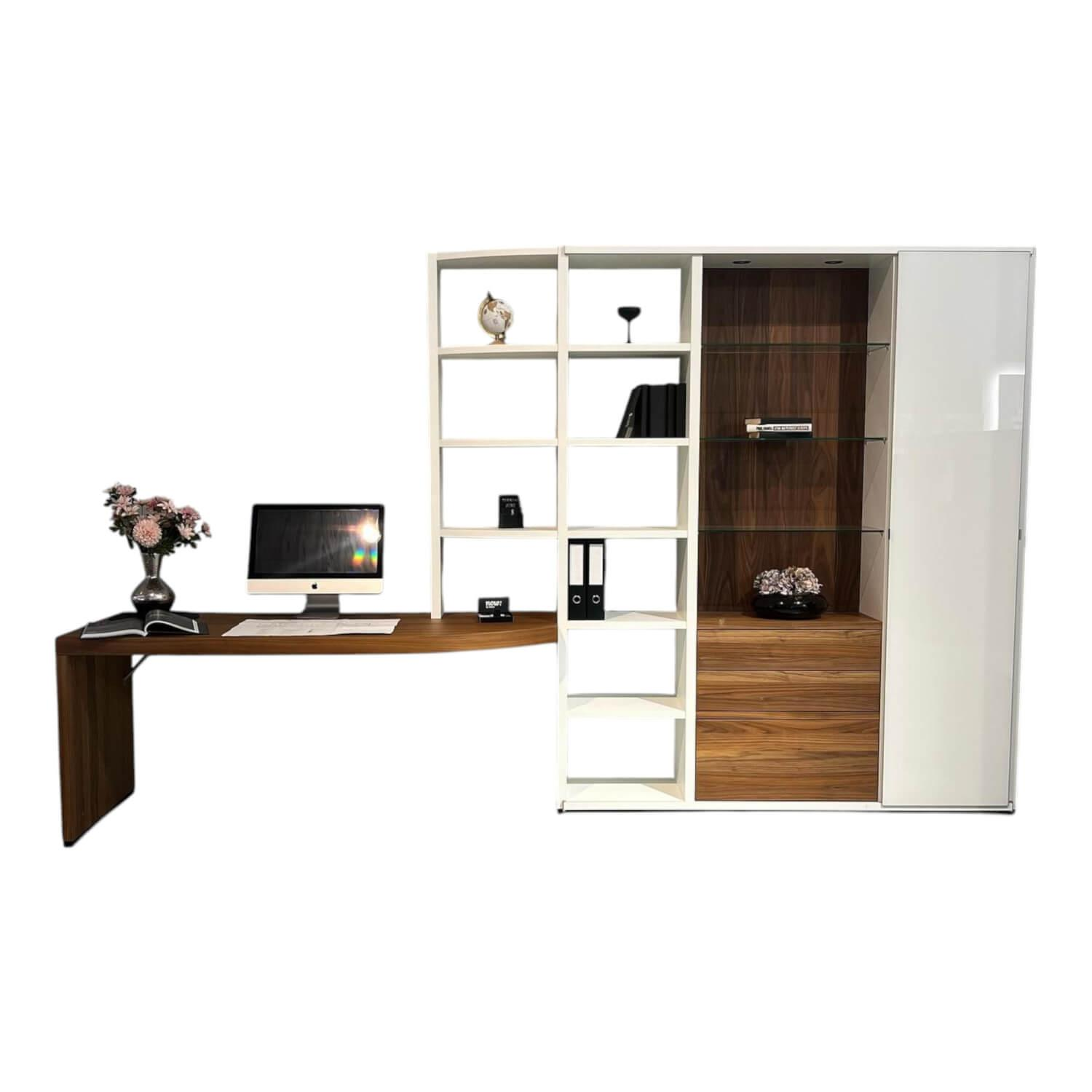 Hülsta - Wohnwand Mega-Design Lackbeschichtung Weiß Furniert Kernnussbaum - 1