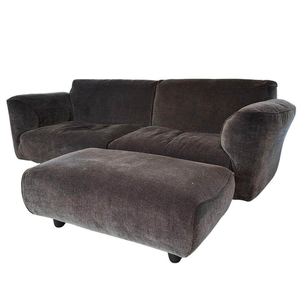 Edra - Sofa Grande Soffice Stoff Tessto 8568 Grau Füße Schwarz Inklusive Hocker - 1