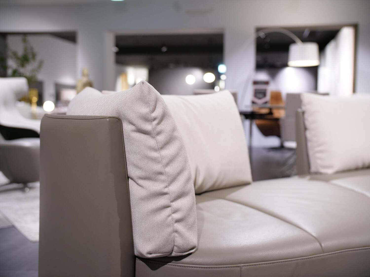 De Sede - Sofa DS 167 Landschaft Leder Select Taupe Grau Füße Edelstahl Inklusive Kissen - 4