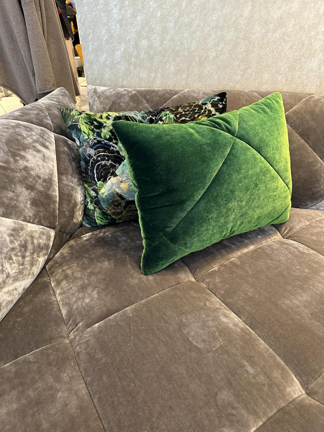Bretz - Ecksofa Teratai H106li Bezug Stoff 65 9681 Hochflor Velours Feather Grey Grau Gleiter Schwarz - 3