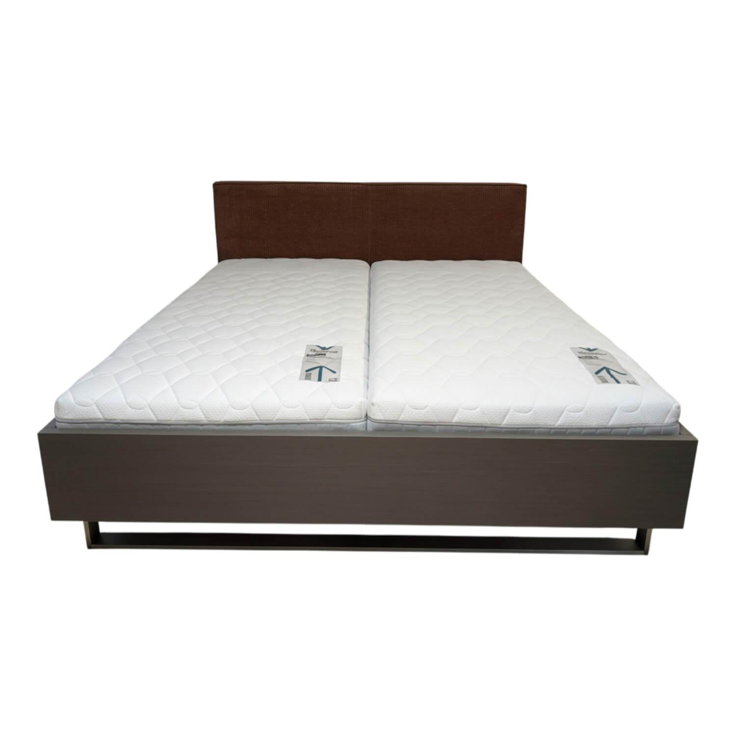 Musterring - Polsterbett Kara Frame Feinschliff Grigio Stoff Trend Cord 2 Rot ohne Lattenrost ohne Matratzen - 1