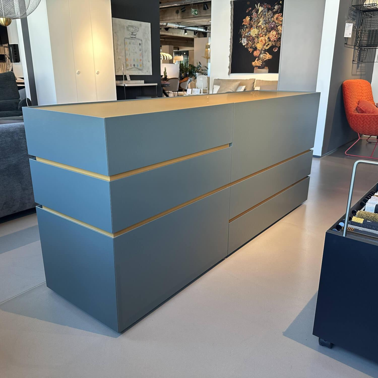 Interlübke - Sideboard Just Cube Bold Lack Bahia M81 Grün Blau Abdeckplatte Mattglas Opti Masala T40 Gelb Braun - 7