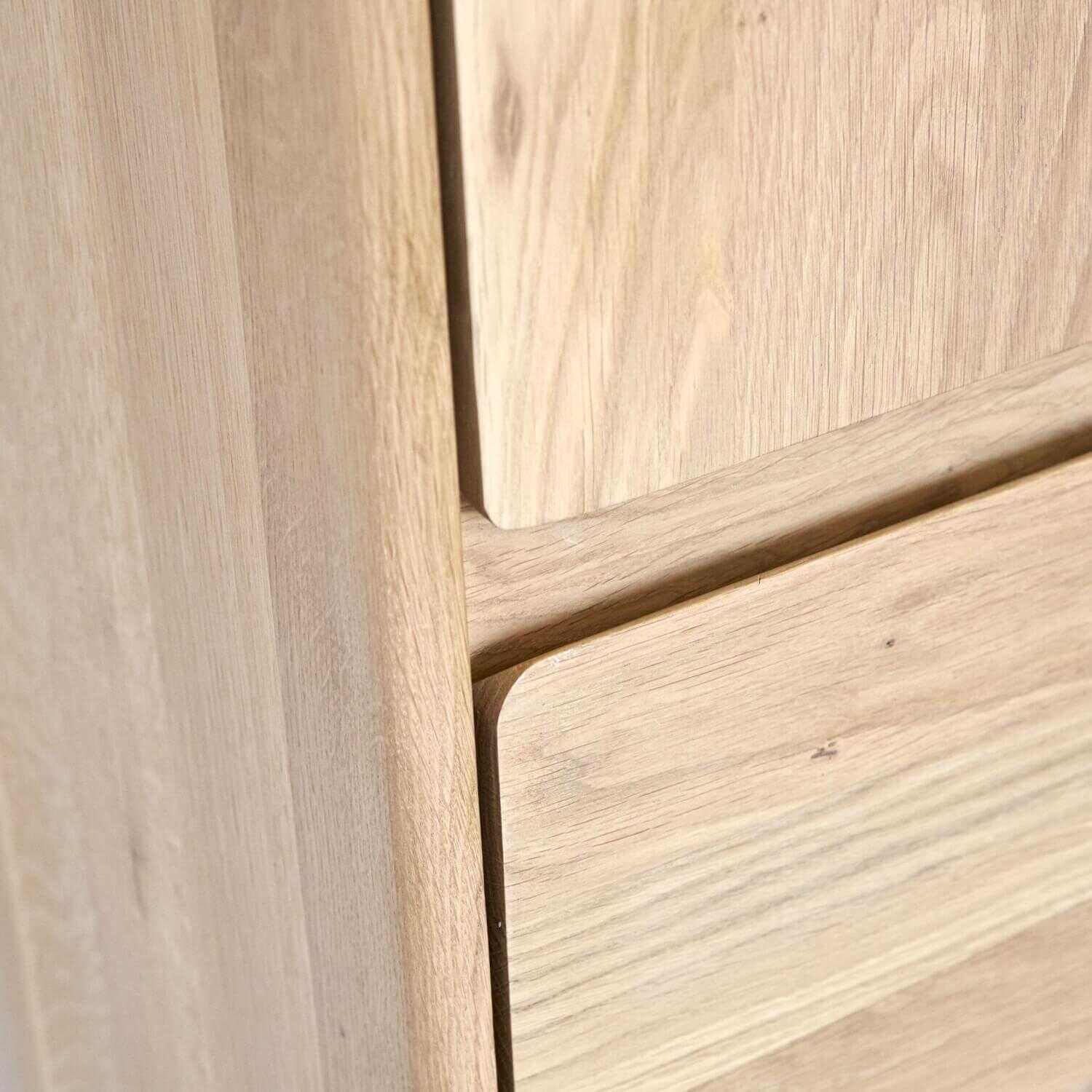 Gazzda - Kleiderschrank Modell Fawn Eiche Massiv Oberfläche Weiß Geölt - 8