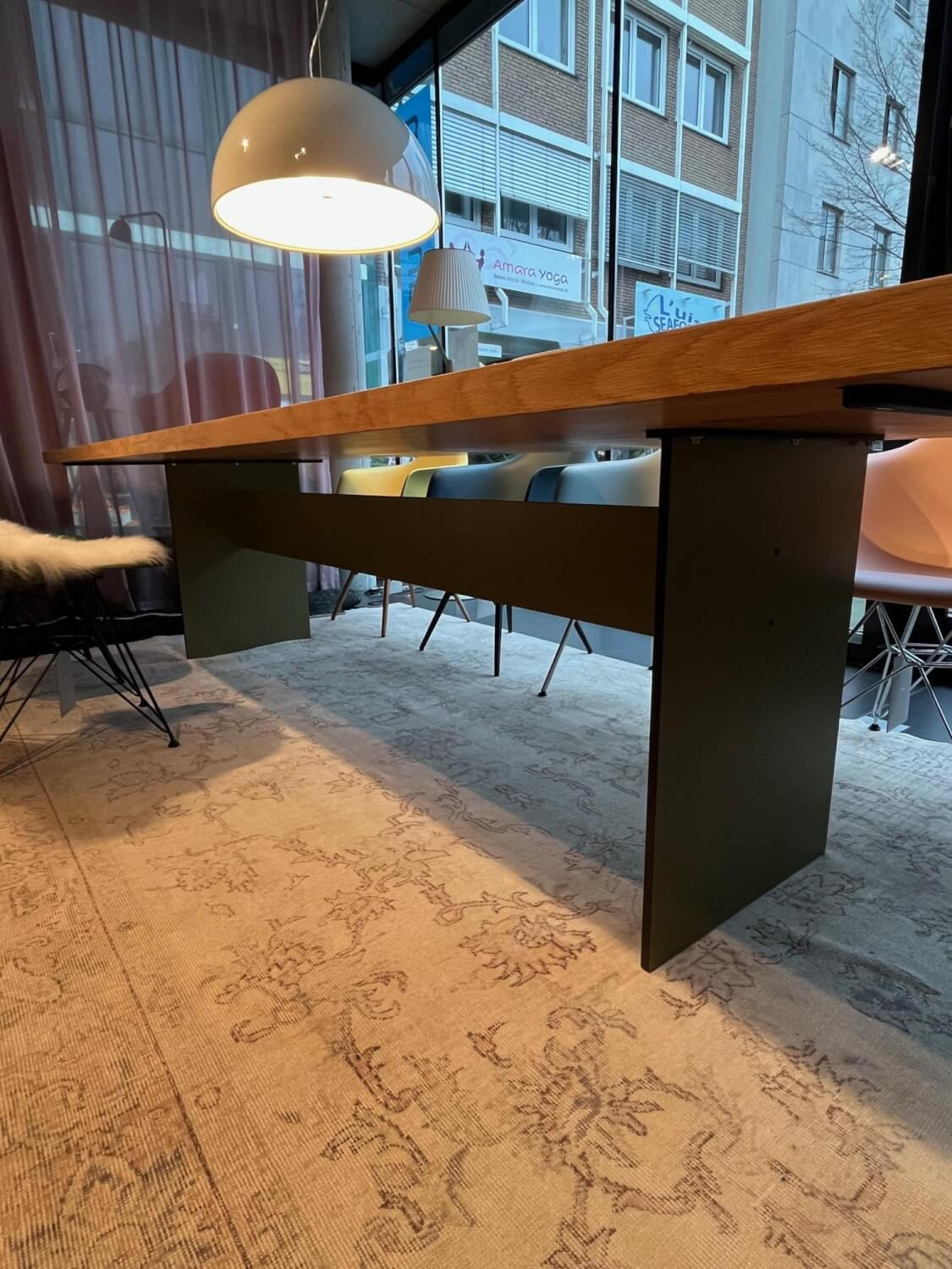 Janua - Esstisch SC 42 Eiche 300x110 Gestell HPL Khaki - 2