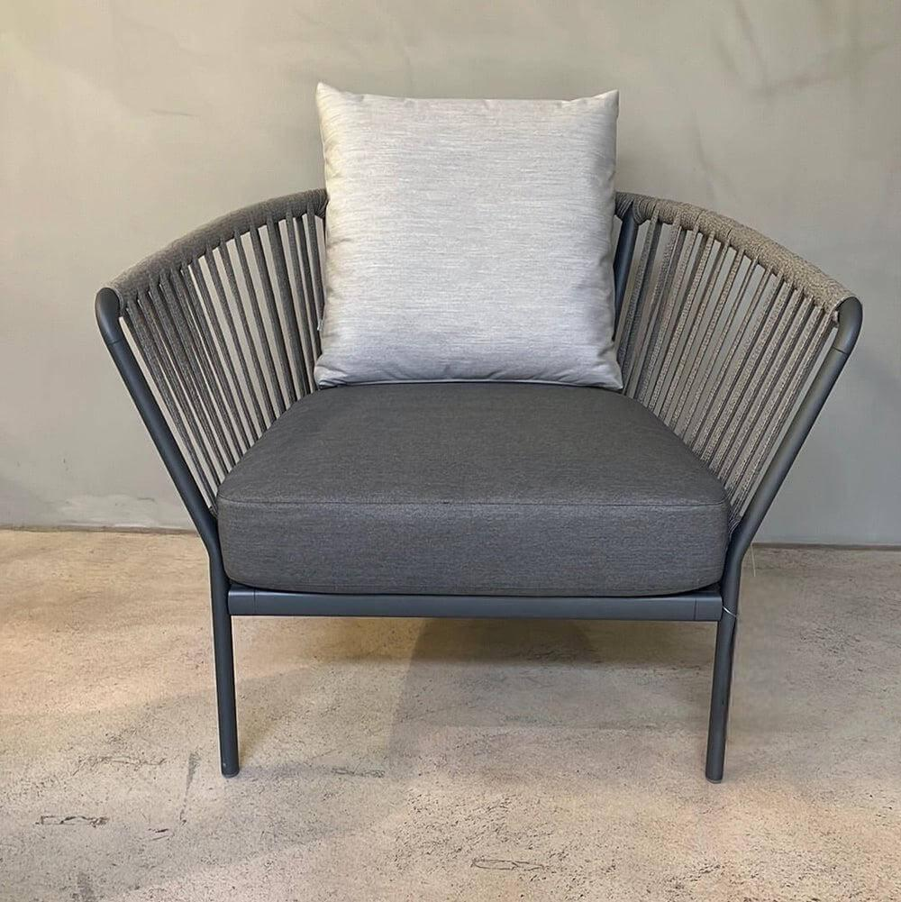 Fast - Outdoor Lounge Sessel Ria Rücken Seil Geflochten Braun Grau Gestell Aluminium Rock Liso Graph Grau Lackiert - 6