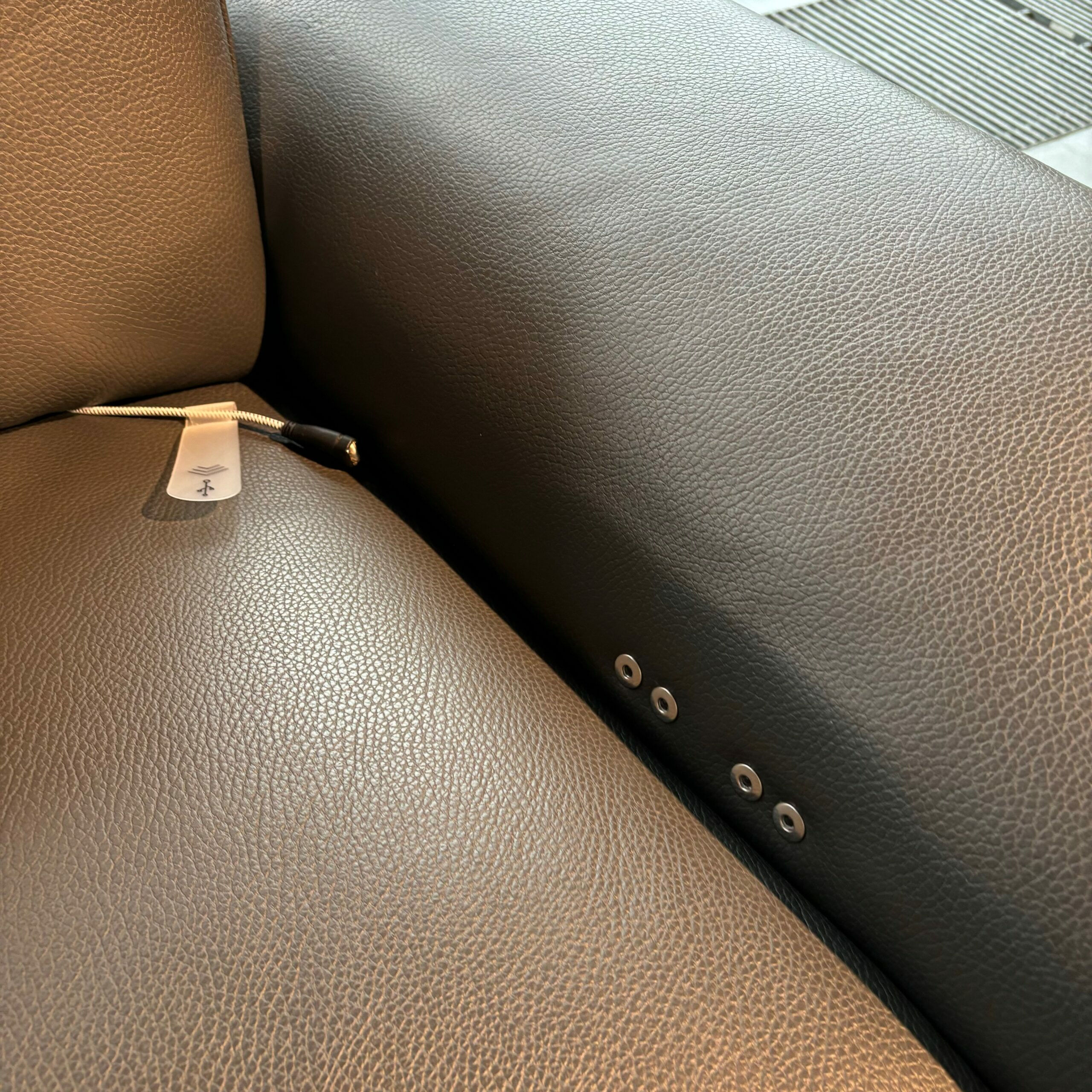 Rom - Sofa Adora Leder Braun Füße in 03 BR Gebürstet Mit Elektrischer Rücken- Und Kopfteilverstellung - 4