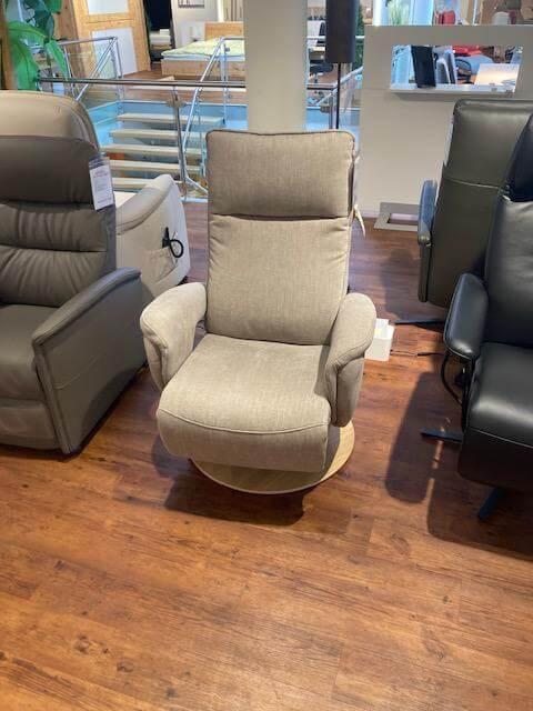 Natura - Relaxsessel Tulsa Stoff 20 Longlife Easy Desert Beige mit Funktion - 2