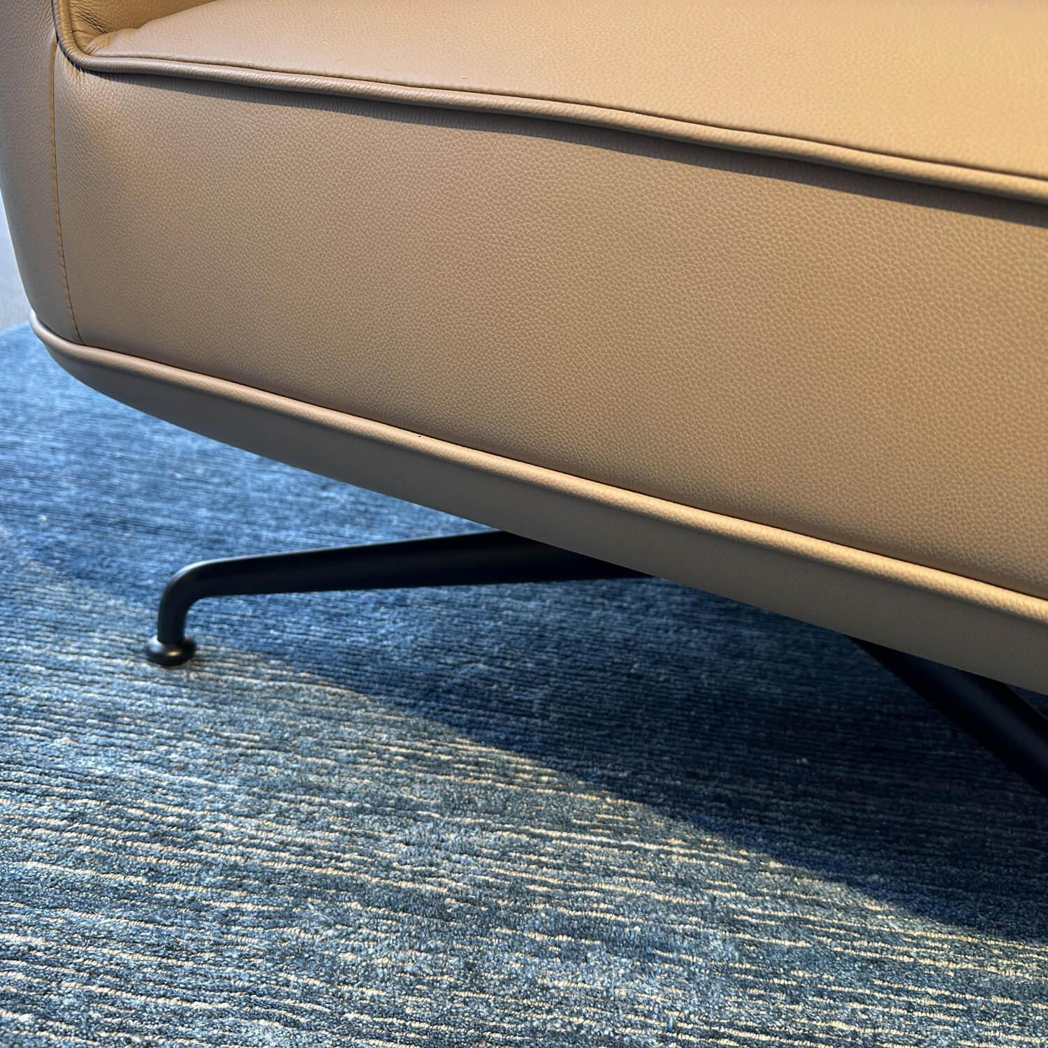 Wittmann - Sessel Andes Leder Nappa Earth Beige Füße Metall Schwarz Grau Pulverbeschichtet Inklusive Lehnkissen - 2