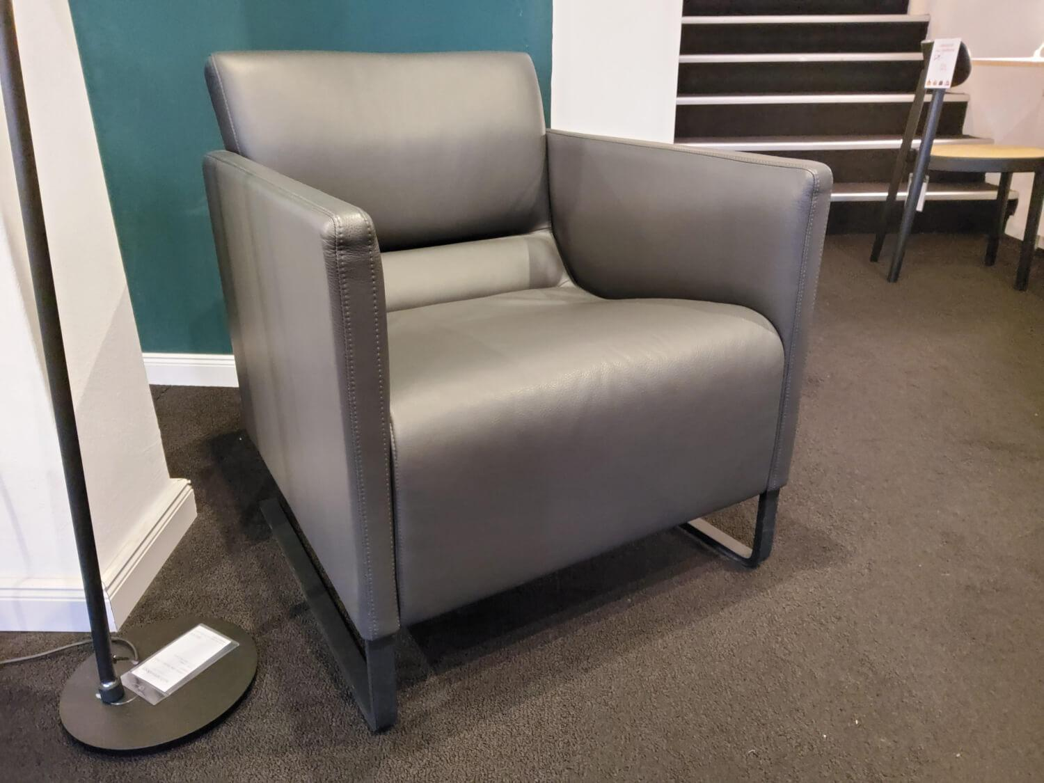 COR - Sessel Rawi Leder 296 Anthrazit Gestell schwarz - 2