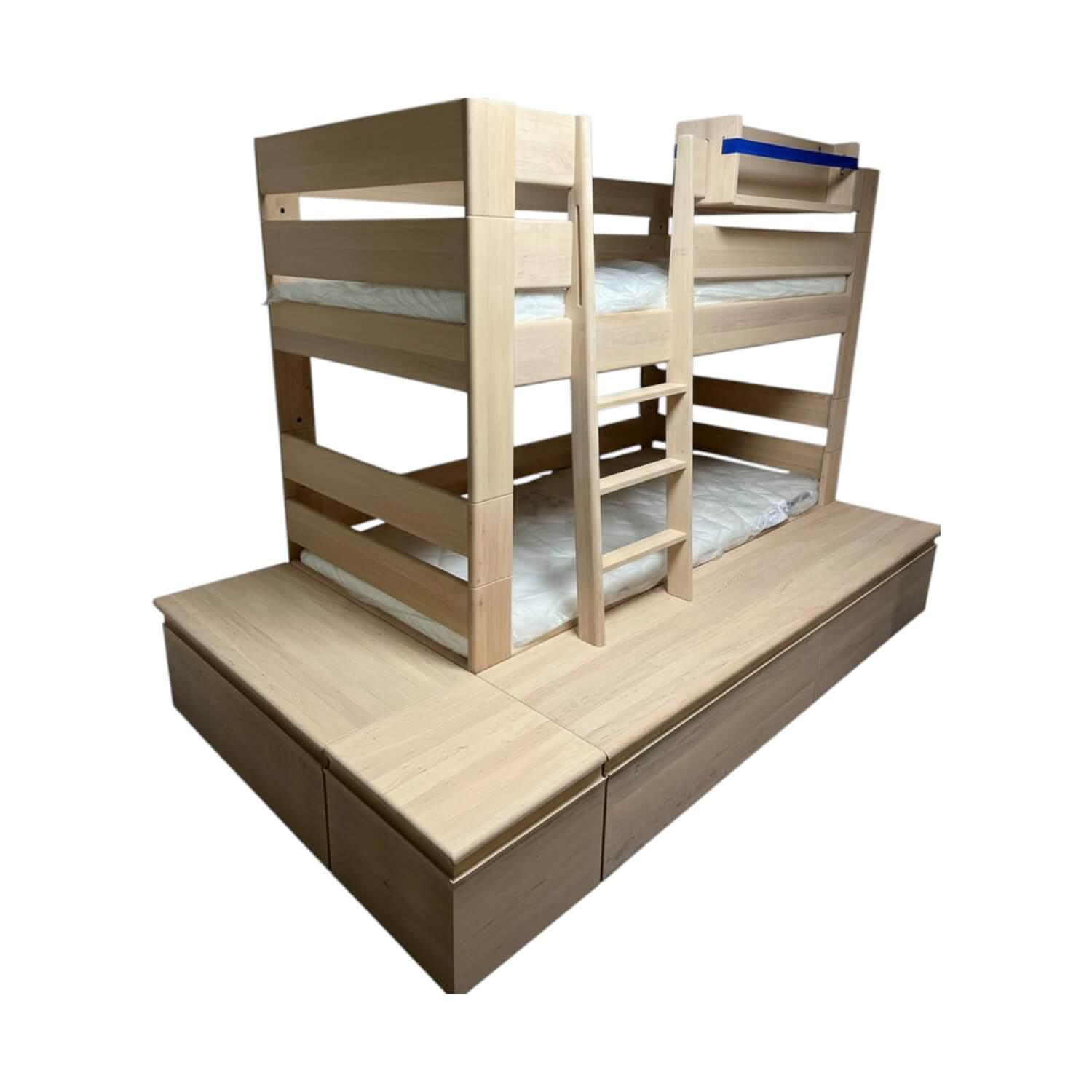 Team 7 - Etagenbett Kids Erle Weißöl Mit Plattformkorpus Inklusive Matratzen Und Lattenroste - 1