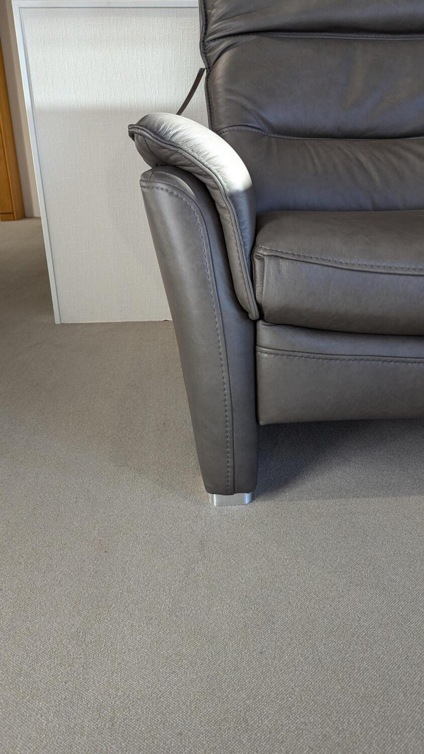 Hukla - Ecksofa Marlon Leder Cloudy Grey Grau Fuß Aluminium Mit Relaxfunktion Und Motorischer Kopfteilverstellung Inklusive 2 Kissen - 2