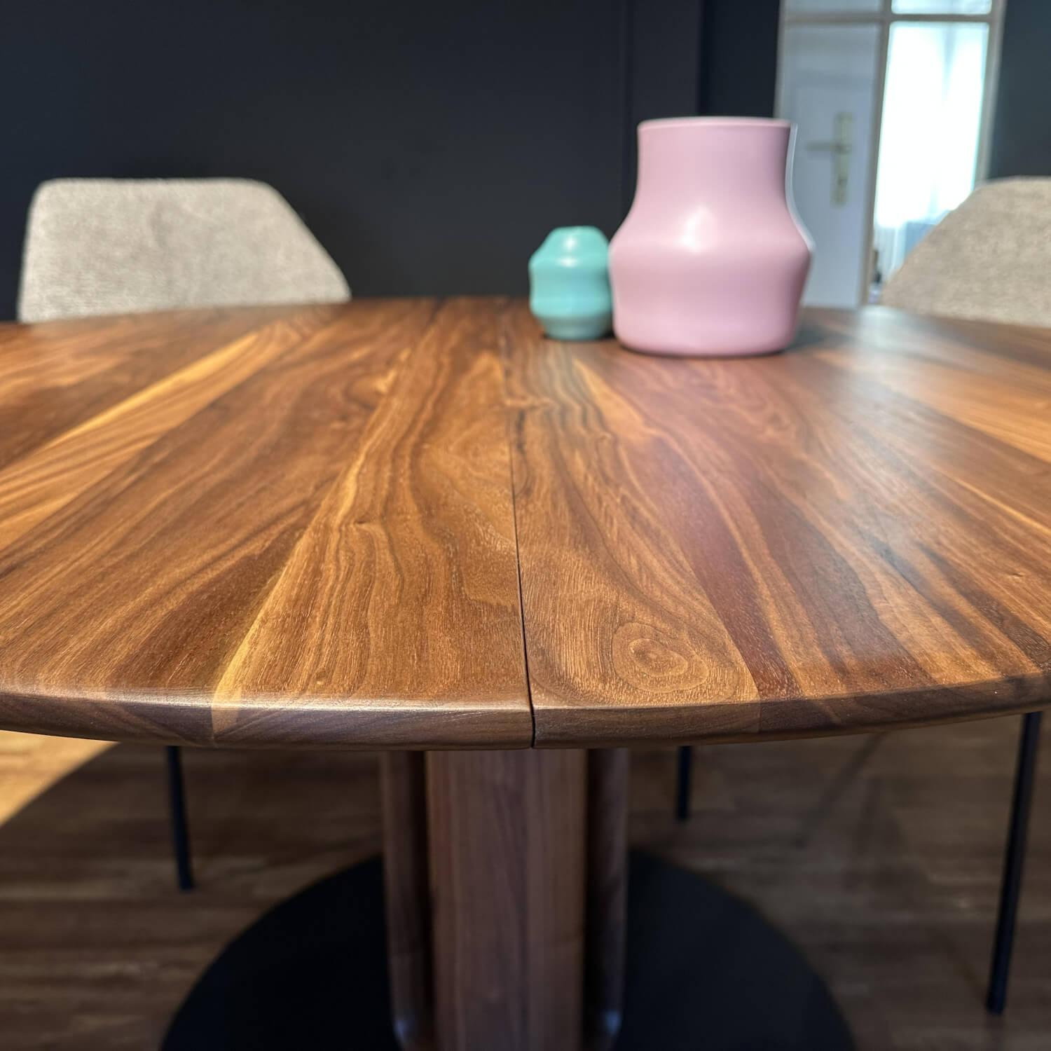 Venjakob - Esstisch Nuss Splint Geölt Und Gewachst Rund Bodenplatte Carbon Schwarz Mit Klappauszug - 6