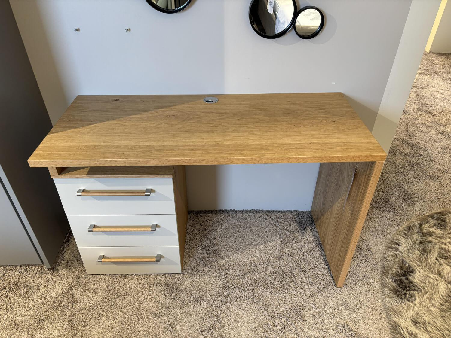 Musterring - Top-mounted desk Airline 300 Beamed oak top Crystal gray matt lacquer Handle 344 Oak - 4