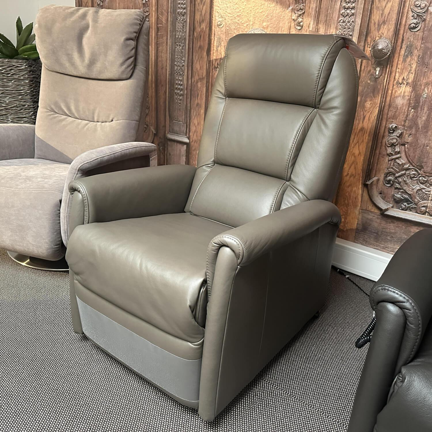 himolla - Ruhesessel 9773 Cumulus Quartett Leder Cubano A Grün Braun Füße Rollen Schwarz Mit Aufstehhilfe - 5