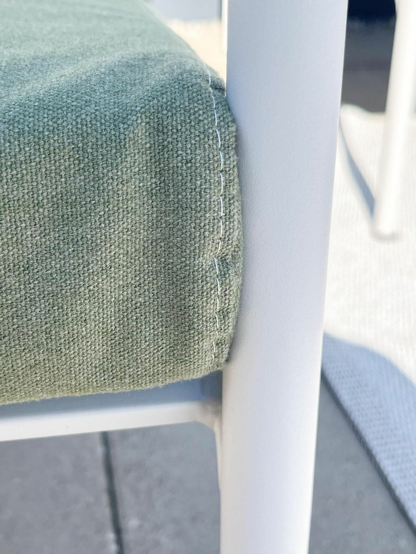 Houe - Lounge Chair Avon Stoff Sunbrella Heritage Leaf Grün Gestell Stahl Weiß Pulverbeschichtet - 8