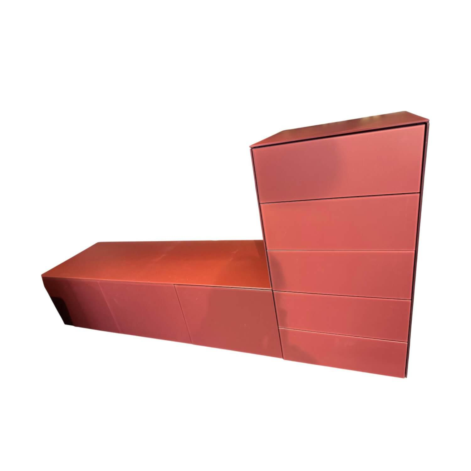 Kettnaker - Schrank Programm Soma Front Veloursglas Lack Beere Rot Korpus Beere Rot Abdeckplatte Weißglas Matt - 1