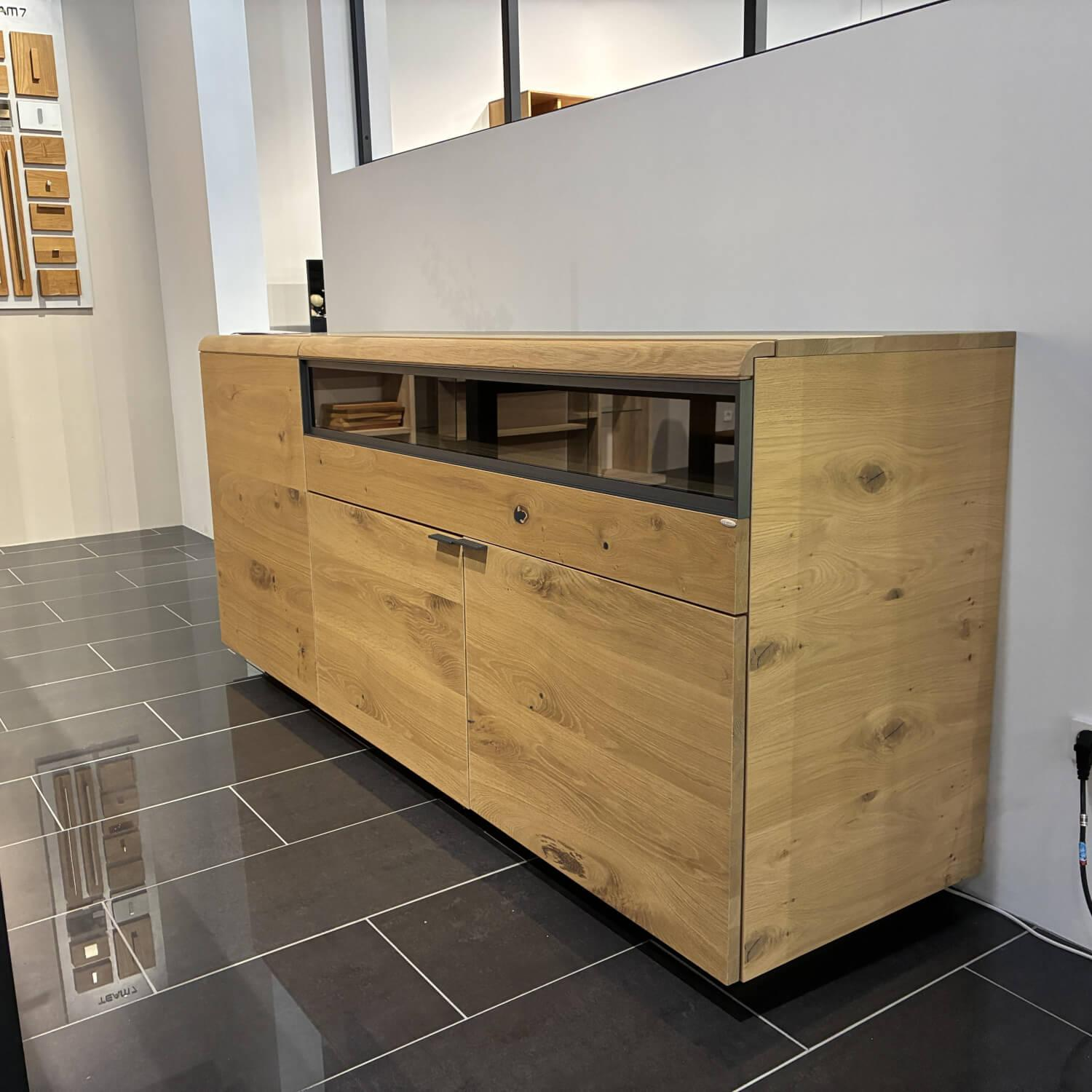 Voglauer - Sideboard Vcuben Wildeiche Rustico Schwarz Gestell Metall Anthrazit - 2