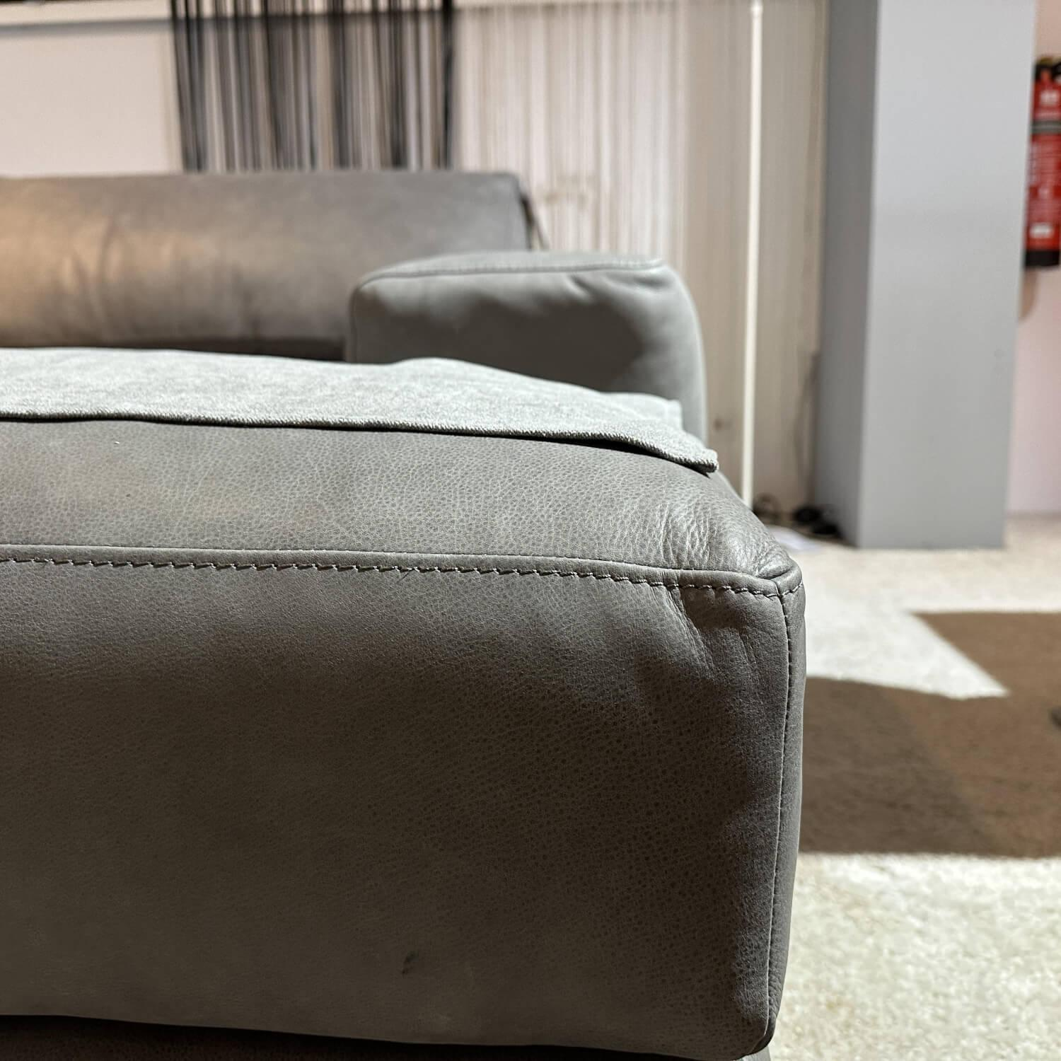 Natura - Ecksofa Redington Leder Montana Grey Grau Füße Metall Schwarz - 7