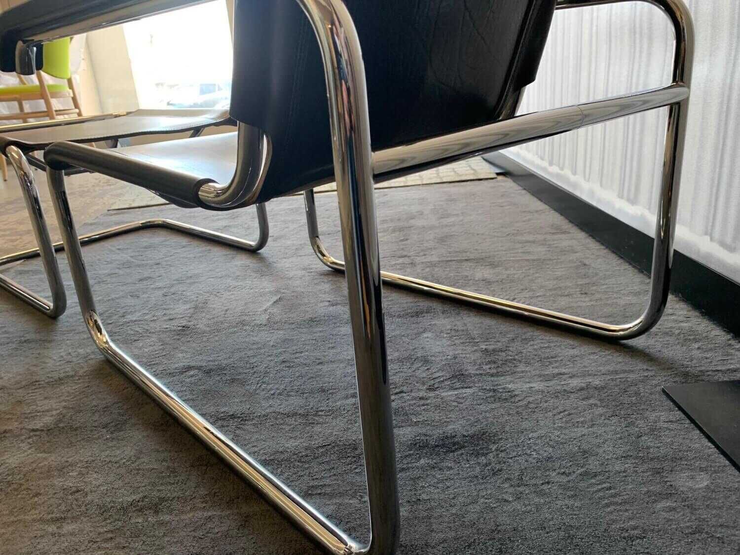 thonet-sessel-s-37-l-marcel-breuer-kernleder-schwarz-gestell-chrom-mit-hocker-s-35-h-52e5897fb01b Thonet - Sessel S 37 L Marcel Breuer Kernleder Schwarz Gestell Chrom mit Hocker S 35 H - 7