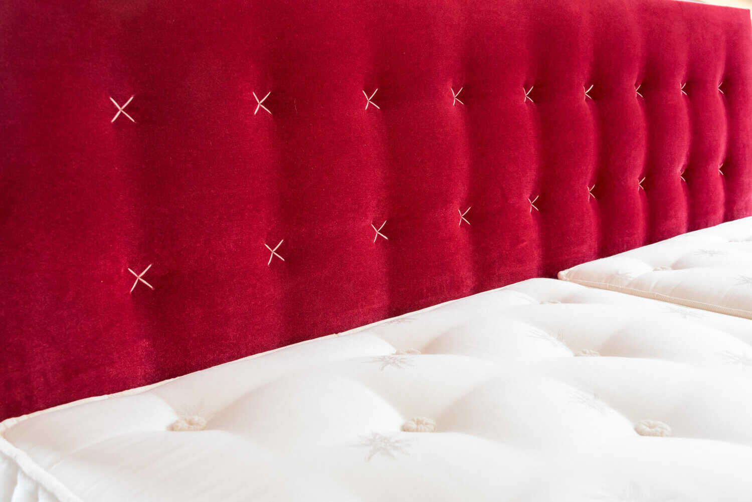 MGD152-024-1500 Elite - Boxspringbett Alice Rot mit Matratzen - 5