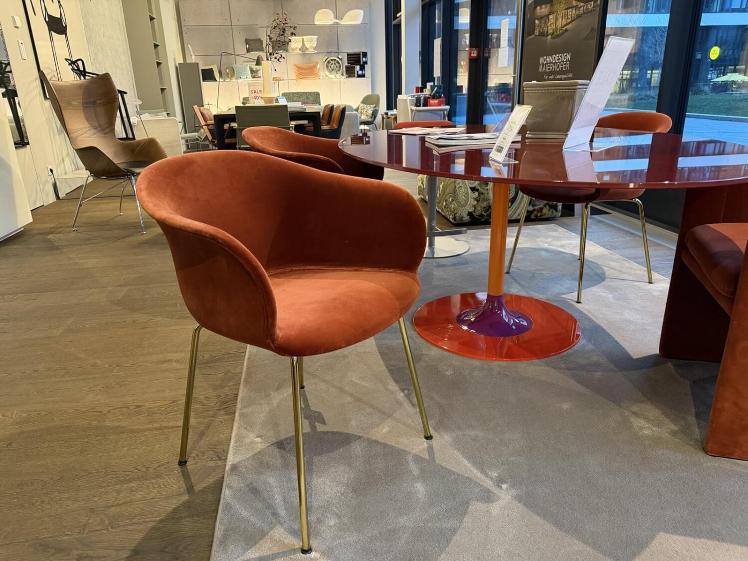 &tradition - 3er-Set Armlehnstuhl Elefy JH29 Stoff 2 Velvet 03 Maroon Orange Gestell Messing Mit Kunststoffgleitern - 3