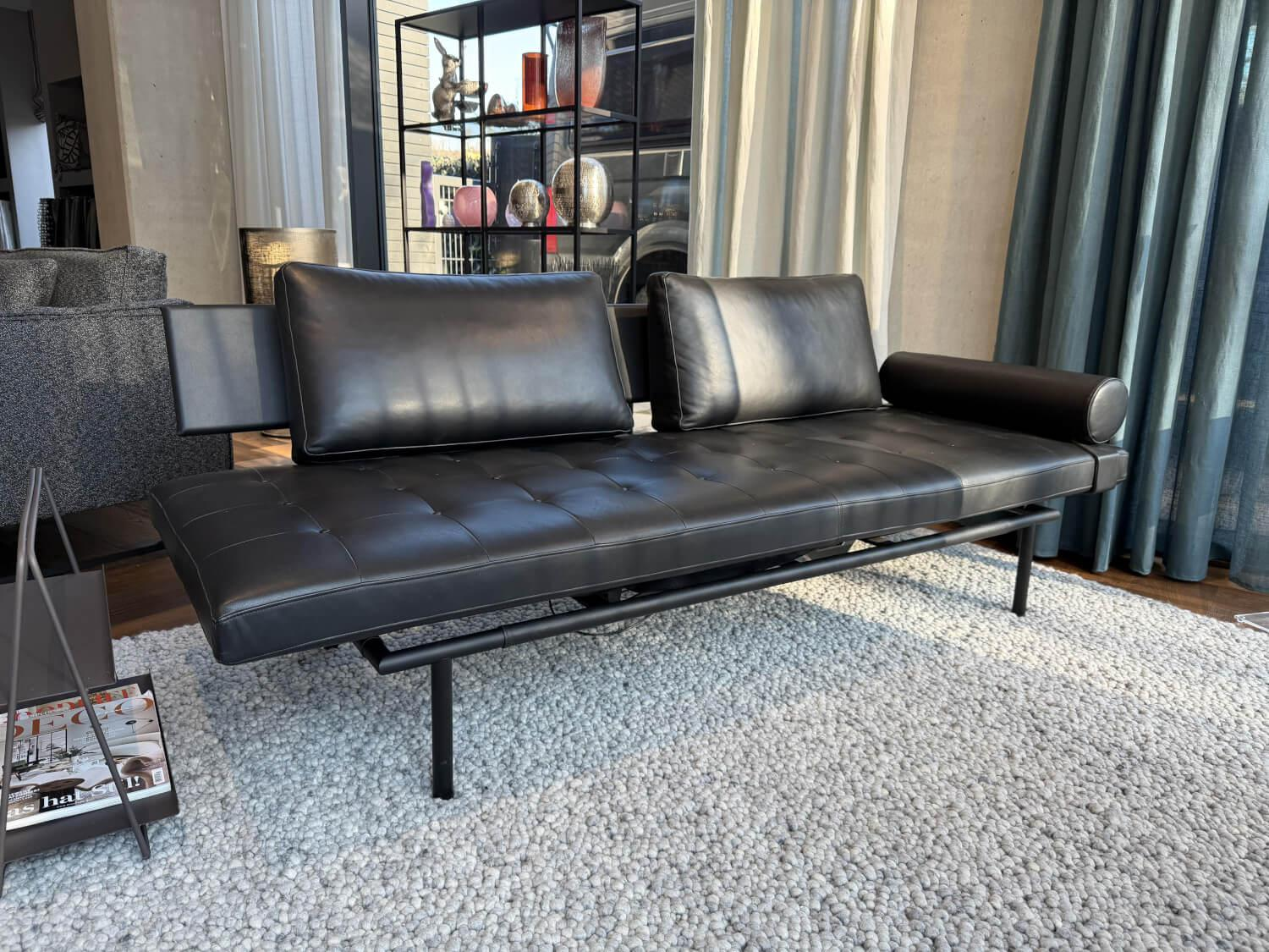 IP Design - Liege Campus De Luxe Leder IP Space Schwarz Gestell Metall Schwarz Mit Abklappbarem Rückenteil - 3