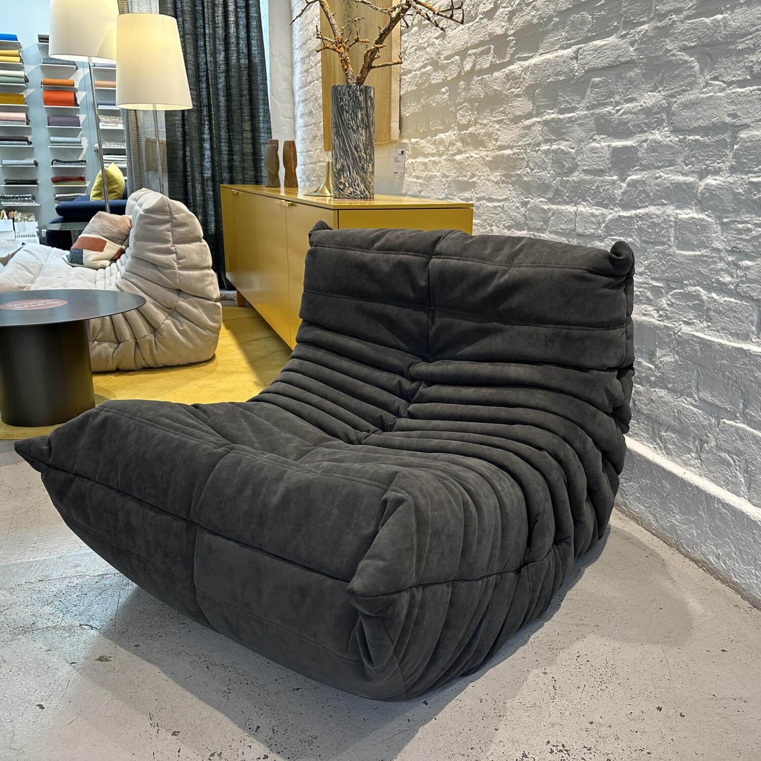 Ligne Roset - Sessel Togo Stoff S Alcantara Anthrazit - 4