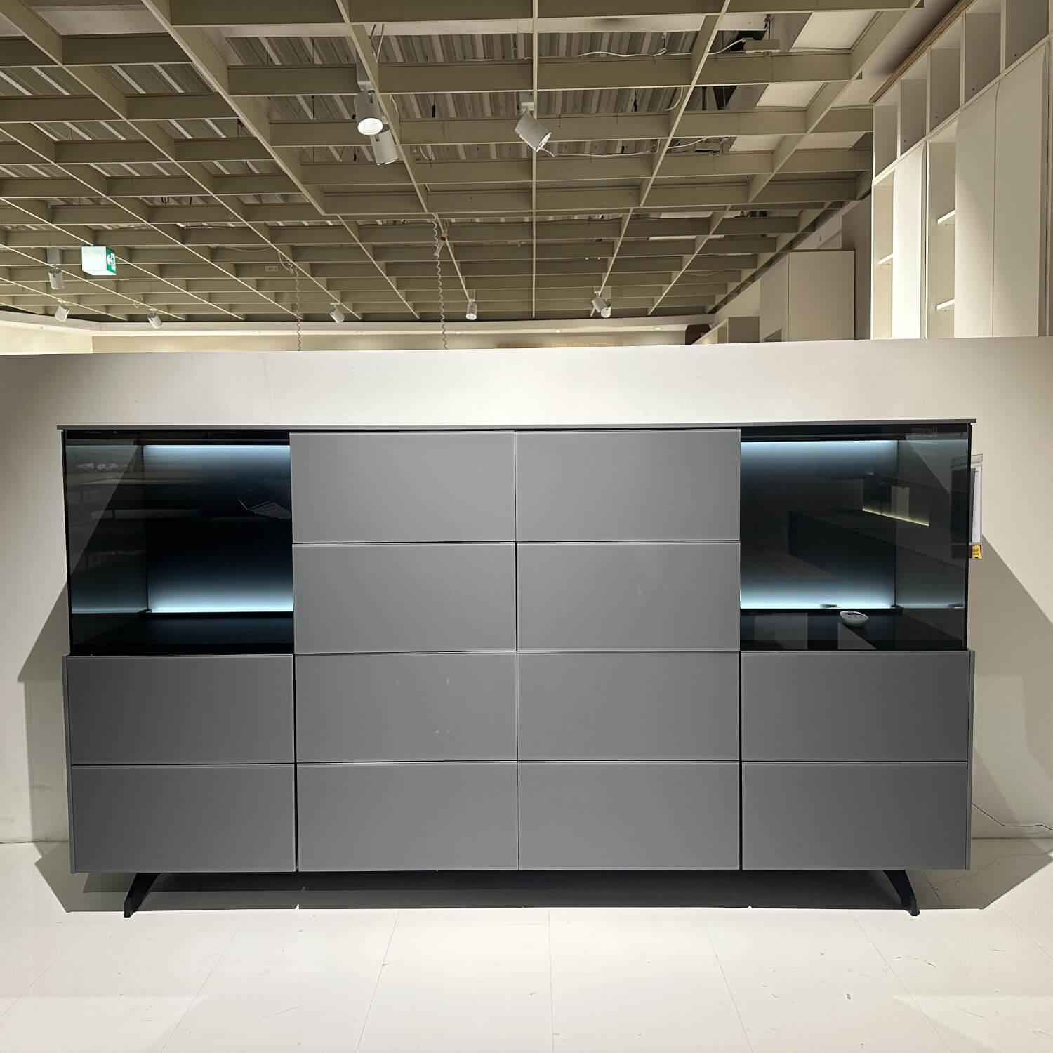 Musterring - Sideboard Q Media 2.0 Lack Mattglas Grau Inklusive Beleuchtung - 3