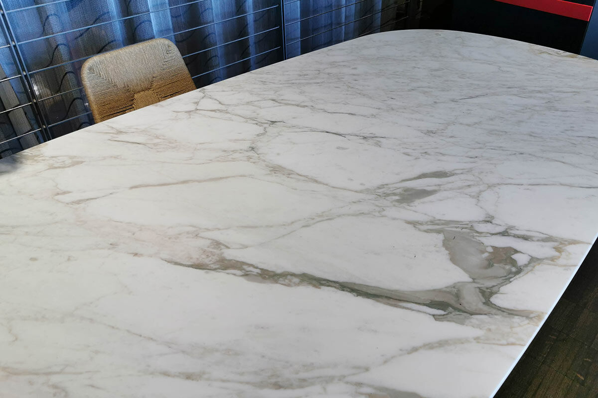 Flexform - Esstisch Desco Tischplatte Marmor Calacatta Oro Matt Gestell Esche Ebenholzfarben Gebeizt - 8