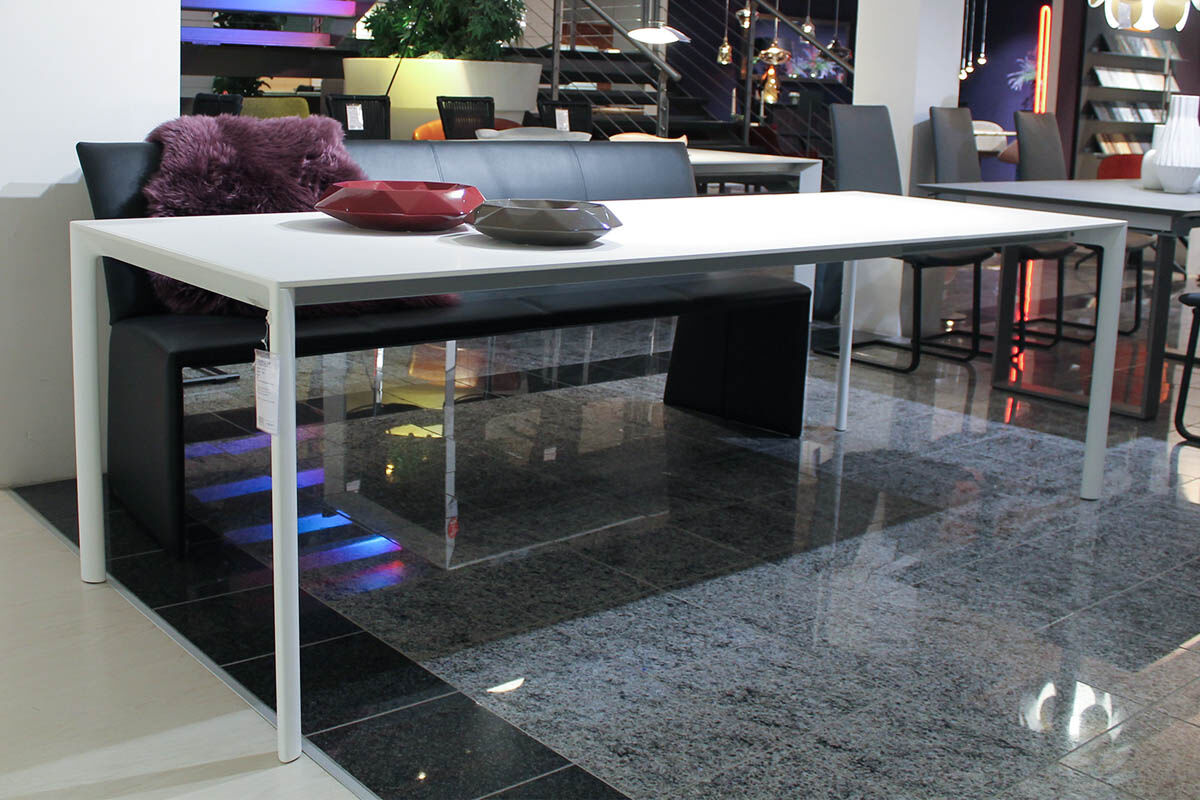 Kristalia - Esstisch Maki Ausziehbar Fenix-NTM Laminat Weiße Kante Gestell Aluminium Weiß - 4