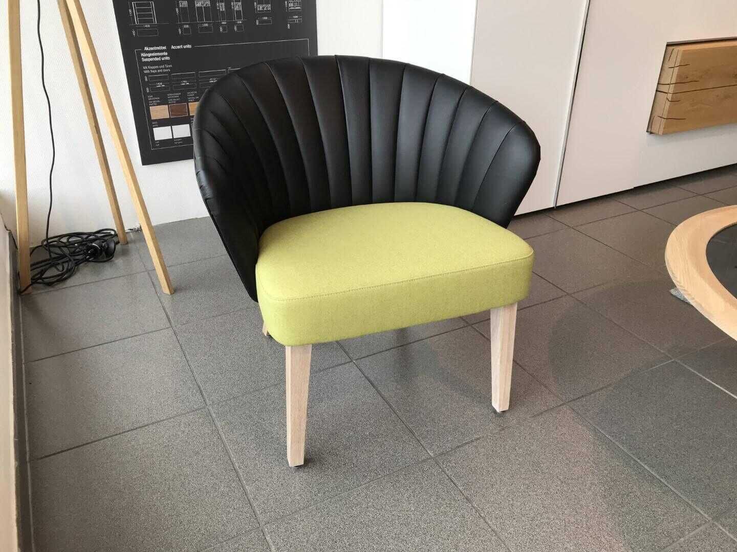 h-C3-BClsta-loungesessel-solid-stoff-lds46-gather-gr-C3-BCn-leder-schwarz-gestell-eiche-massiv-90cdac4ff438jFJ81nVeUykJ7 Hülsta - Loungesessel solid Stoff LDS46 Gather Grün Leder Schwarz Gestell Eiche Massiv - 4