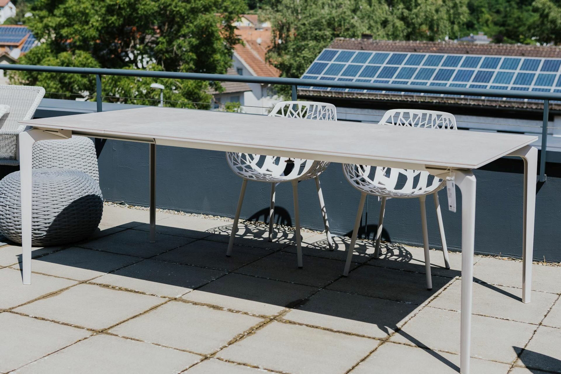 Fast - Tisch Allsize Platte Feinsteinzeug Gres Hazel Grau Beige Gestell Aluminium Pulvergrau 14 Grau Lackiert - 4